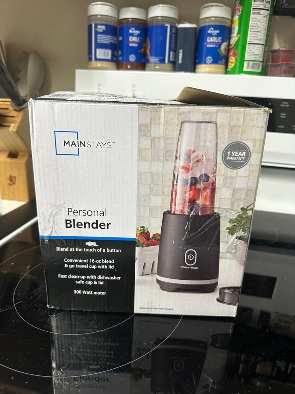 Mainstays Personal Blender 16 oz Travel Cup 300W Power Pulse Black New in Box